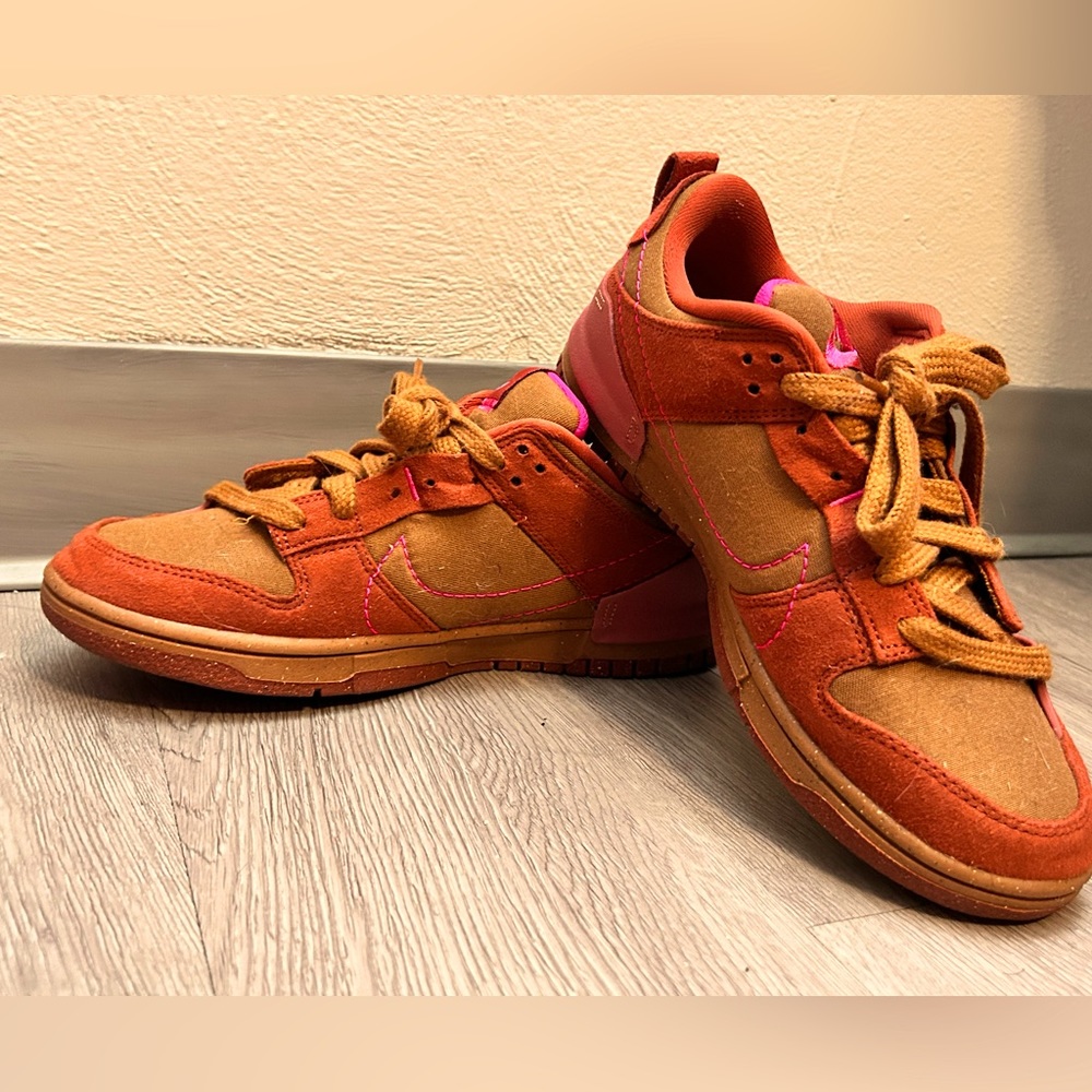 Nike Low Disrupt 2- Desert Bronze